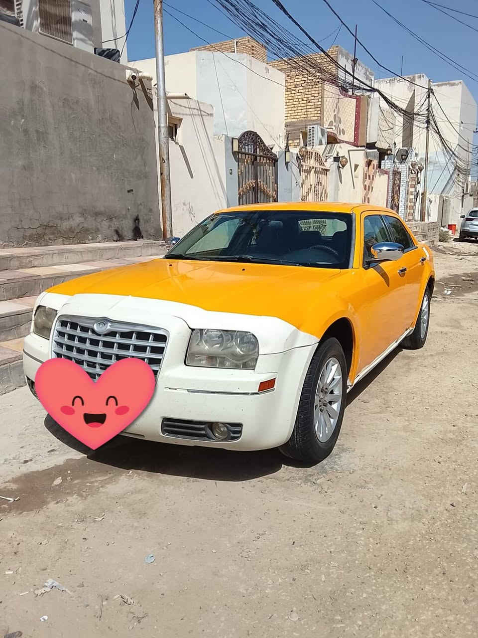 للبيع ٦٥رقم احمر عليه غرامات عل مشتري مكينه كيرجدد سياره جاهزه مراوس عادي مكاني نجف ***********
