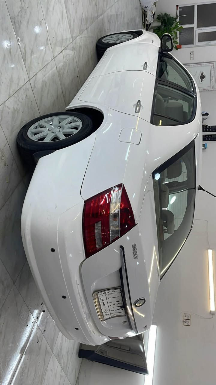 جيلي موبل 2013 داخل رصاصي 🩶
-كير اوتوماتيك محرك كورله 18 شرط لا صرف ولا بخار
-فول مواصفات حساسات سنتر لوك ويل كروم
-صبغ 3 قطع ونص بدون دواخل بدون ظربه بخ فقط
- سنويه مشروع وطني وبي دفتر بانزين
شرط تحويل سعر 62 وبي مجال للستفسار 
-***********-
-مكان سياره كركوك حي خضراء كركوك, العراق
