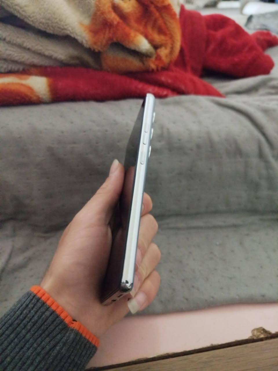 تكنو كامون 40 مراوس وية ايفون ١١
جهاز نضيف 256 كيكا 
رام 8+8


**إذا كنت صاحب هذا الإعلان وتريد حذفه لأي سبب، رجاءا أرسل رسالة إلى الدعم الفني**
