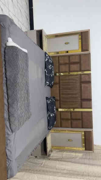 غرفة التركية 10قطع اخذتنة مليونين الاه ربع الله شاهد ورايدة 800واستعمال قليل رقمي ***********
