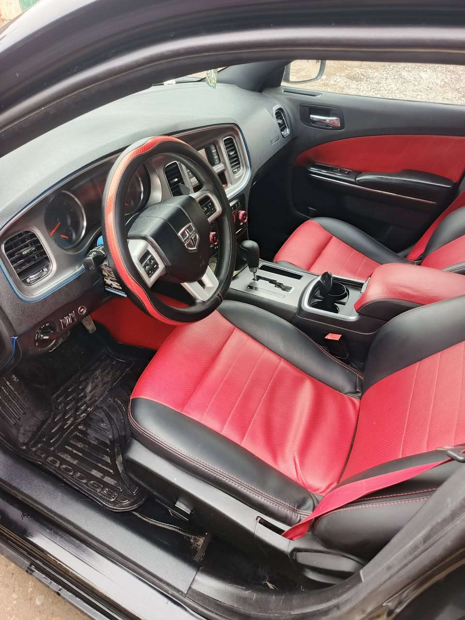 سلام عليكم جارجر 14البيع بيهه بس جمرلغ امامي بدون دواخل مكينه وكير جداد سياره كامله مكمله مال جناي العنوان ديالى بعقوبه
السعر 138وبيهه مجال
***********
