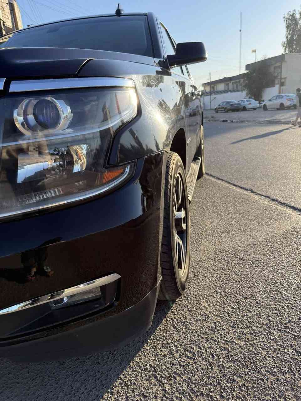 السلام عليكم
تاهو موديل ٢٠٢٠ LS 
حادثها جاملغ وبنيد بدون دواخل 
رقم بغداد الجديد بسمنه
كشنات منفصل 
قاصه 
شاشه جبيره 
فور ويل 
وبعد بيها هواي مواصفات
العنوان بغداد حي العامل 
***********
السعر ٣٠ وبيها مجال
