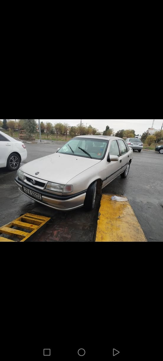 بەناوی خوای گەوە
ئۆپڵ ڤیکترا بۆفرۆشتن 
مەکینە 18مۆدێل 1990
کارتی بەنزینی هەیە 
بێدەعم بێ لێدراو سەنەوی بەسەرچوە 
سعر 38گڵاو معامەلە 
شوێن چەمچەماڵ 
***********
***********
