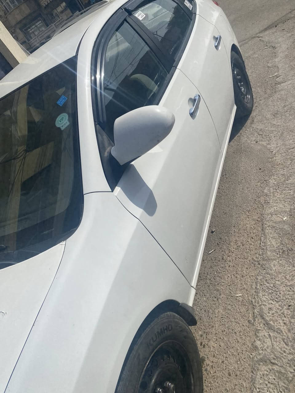 السلام عليكم 
النترا 2007 مصبوغة حزام بدون دواخل مكينة 2000 كير خير من الله إدامة كاملة بلكات فيت بم  باتري جديد صدر كامل جديد تخم تاير ياباني اصلي جواها باسم صاحبها إني مكلف بلنشر
مكان السيارة بغداد الاعلام 
السعر 93 وبيها مجال
***********
***********
