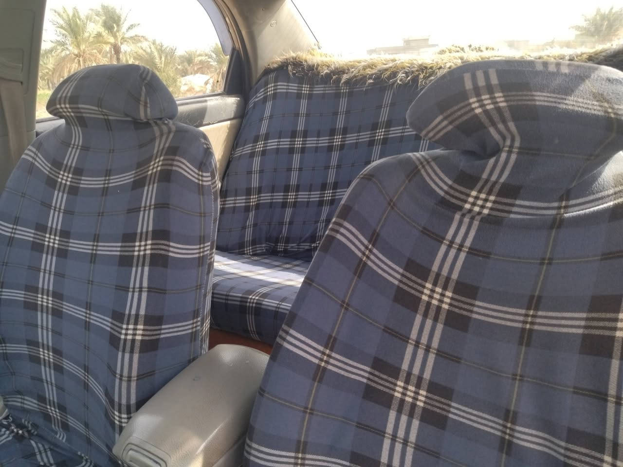 السلام عليكم
اسبكترا للبيع حلوة سيارة ماشيه 200
بابل باسمي موديل 2009السعر 
78بيه مجال قليل
***********
