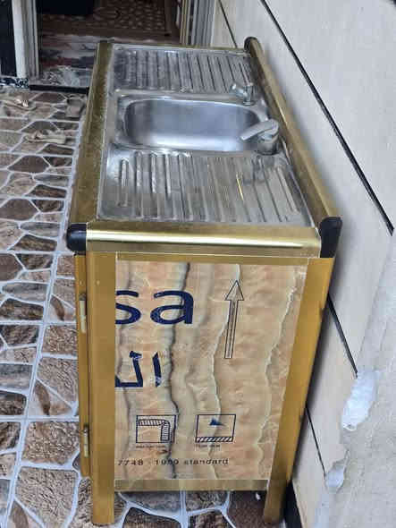 السلام عليكم سنك للبيع نضيف السعر 60 الف المكان بعقوبه دور الزراعه الستفسار على  ***********
