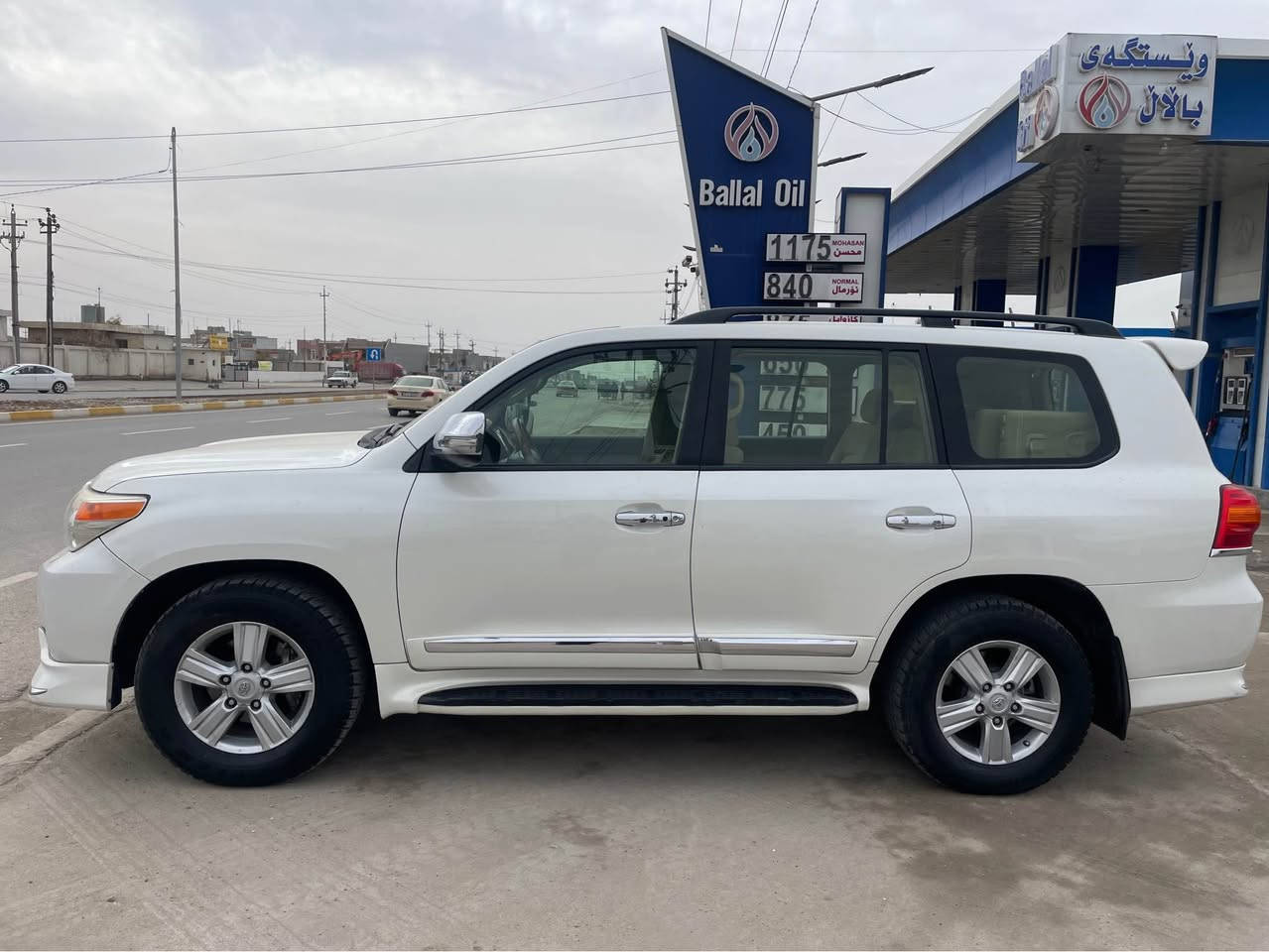 وەنەوشە ٢٠١٤
مواسەفات پریم  
بێسبوغ 
بێقەپو قۆپ
١٨٧هەزاری حەقیقی رۆشتوە  
کامل سێرڤس کراوە 
گێڕ و مەکینە بەشەرت تەنیا کەمیک تەرزەر هەیە 
نرخی ٤١٠$ مەجالێ کەم 
ناونیشان بنەسڵاوە
***********
*********** أربيل, العراق
