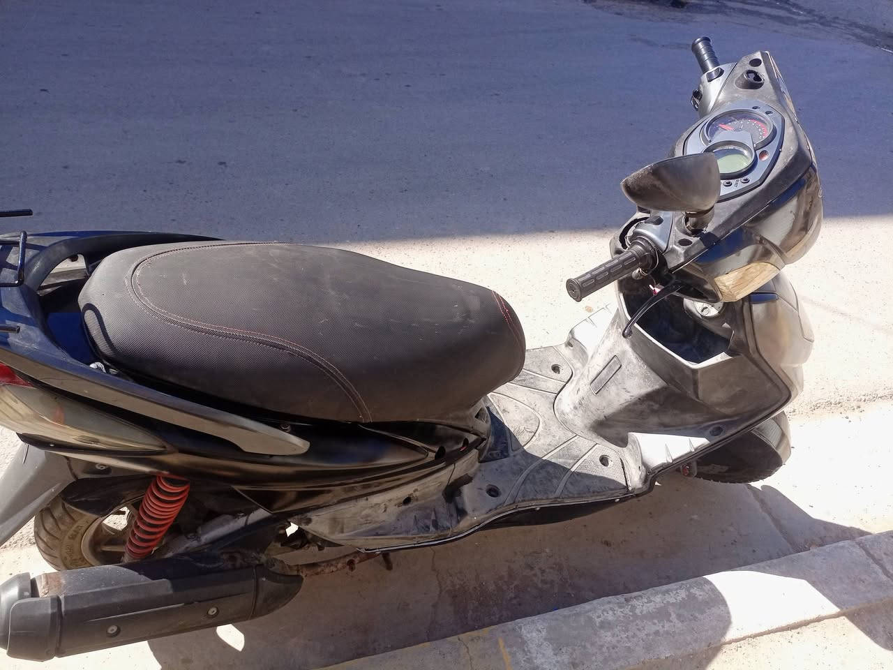 دراجة سكنس كابريتر السعر 500 وبيهة مجال مكان بغداد الحسينية  ***********
