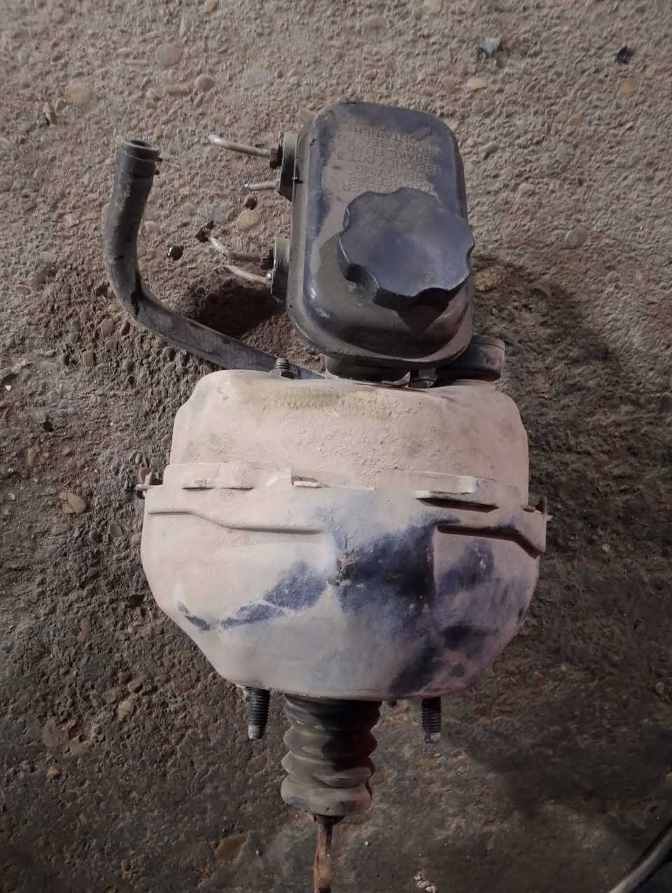 السلام عليكم شباب متوفر دسكات حاوية و فلنجات اولدز سلبرتي و سلف حاوية جديد و مستعمل و متوفر جام بك لايت سلبرتي اصلي و كير و مكينه خدمة توصيل جميع محافظات و متوفر جميع الادوات أولدز سلبرتي 
***********
