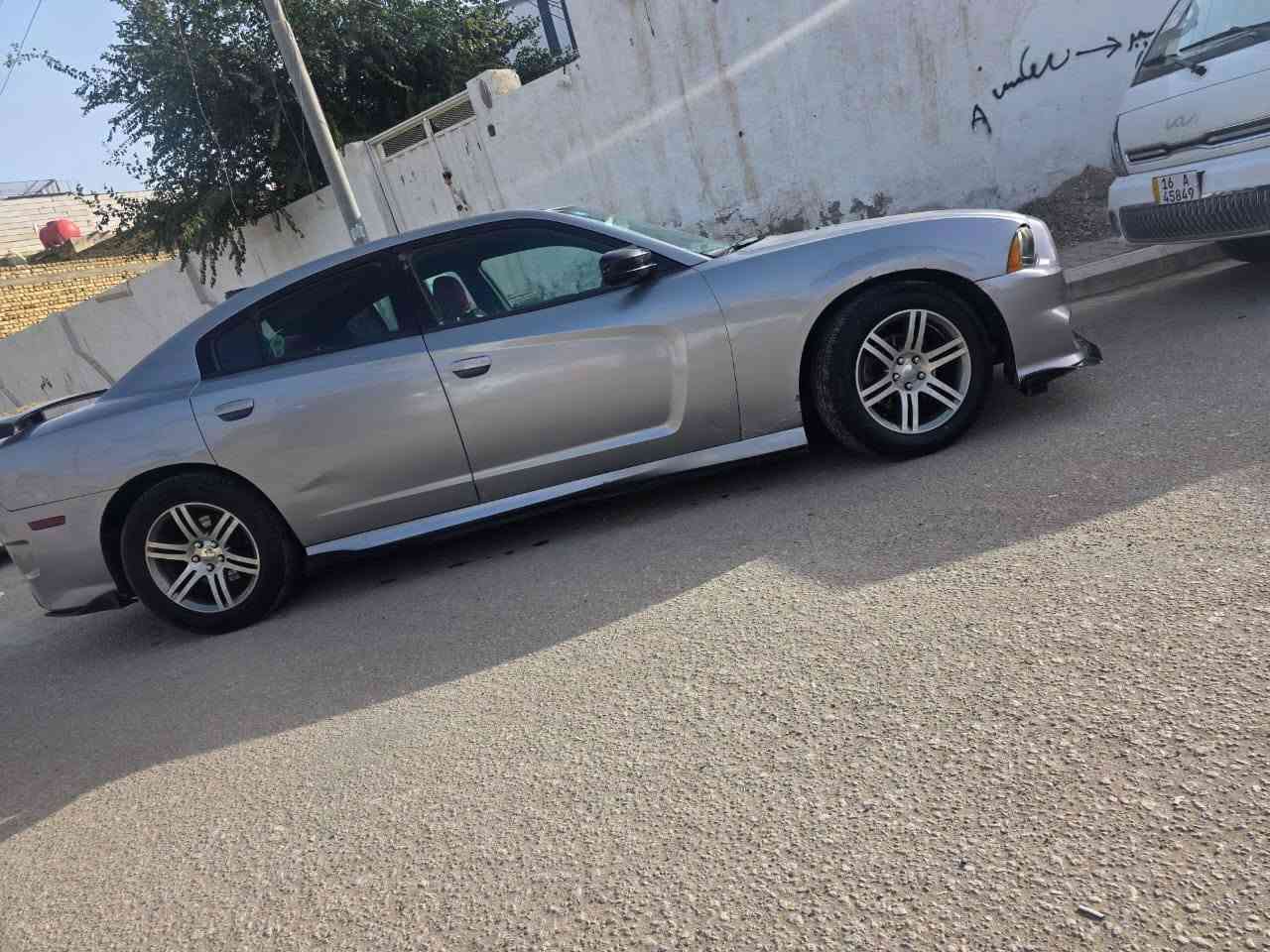 سلام عليكم
جارجر ١٤ باسمي تحويل بنفس الوقت كير مكينه تبريد جاهزه بيه تبديل جوملغ وبنيد وبيه رشات صبغ مال جراد السياره احلا من الصور مكان السماوه الرميثه *********** السعر ١٣٥ وبيه مجال ترهم مراوس
