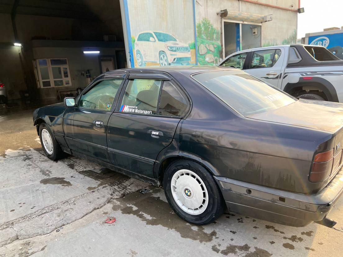 بیئێم بۆ فرۆشتن علوج 520 کەپس دیجتاڵ گێڕعادی گێڕو مەکینەی لۆک لۆکە تازە تەشفیت کریاوە دەعموو لێدرانی نیە ناوی جوانە چوار تایەی تازەی لەژێرە تەقەو ڕەقەی تیانیە دوجام کارەبایە سعری 14 وەرەقەو کەمێک مەعمەلە شوێن کەلار موشتەری نیت بێزارم مەکە ***********
