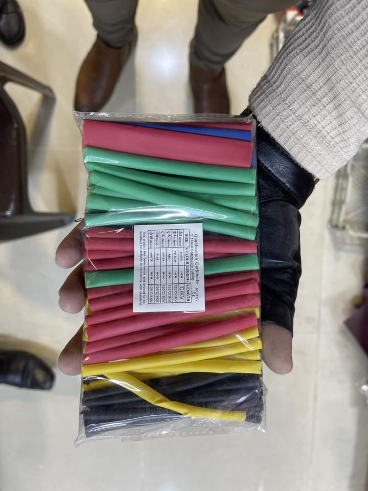 السلام عليكم اغراض بأسعار مناسبة ويوجد توصيل لكل المحافظات ♥️


**إذا كنت صاحب هذا الإعلان وتريد حذفه لأي سبب، رجاءا أرسل رسالة إلى الدعم الفني**