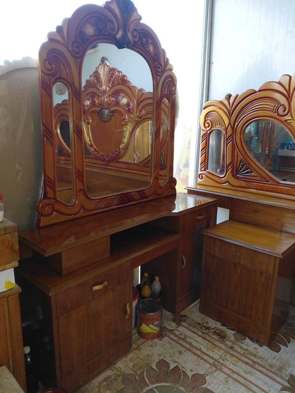 غرف نوم عدد اثنين طابقين داخل وخارج صاج ضهر جرجوبه خمسه ملم باب النص سلايت نظام التركي عنوانهم كوت حي الجهاد شارع النجارين نجارة ومعرض الحجامي الاتصال او مراسلة الصفحه ***********
