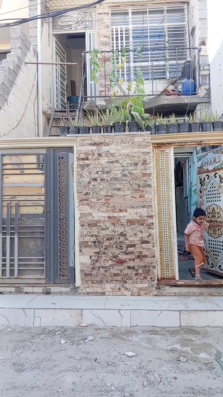 السلام عليكم ورحمة الله وبركاته بيت للبيع في منطقه كميره قريه الحاج صبر المساحه 72متر الواجه 4 النزال 18متر طابقين معزولات واحد عن الثاني السعر ٥٠مليون سند ٢٥ ملك صرف زاعي


**إذا كنت صاحب هذا الإعلان وتريد حذفه لأي سبب، رجاءا أرسل رسالة إلى الدعم الفني**