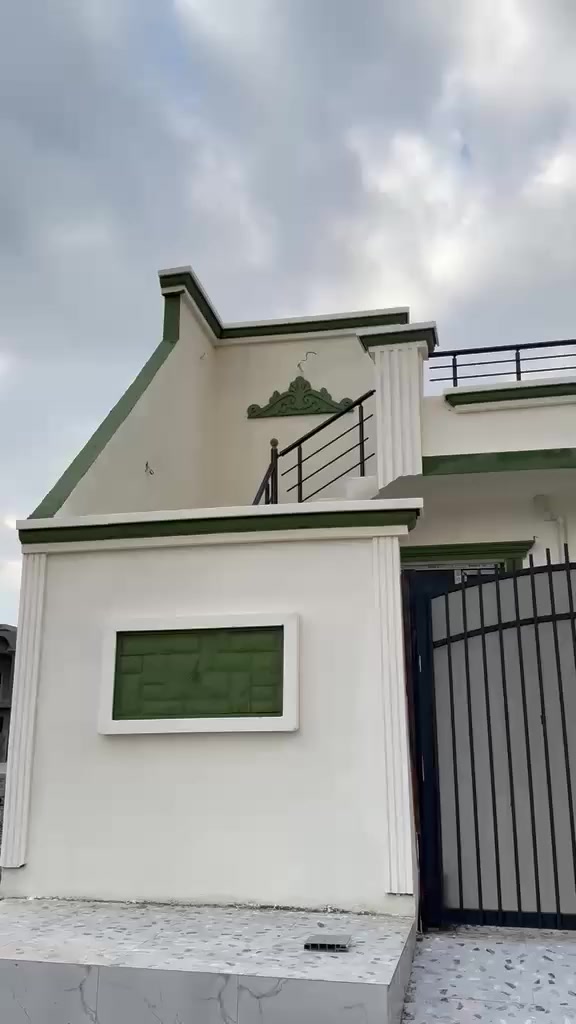 سلام عليكم دارين للبيع كل بيت 100متر العنوان كركوك حي بد. البيت صفر مامسكون كل البيت ٤٢  بي مجال للاستفسار الاتصال ***********
