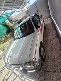 بيكم تيوتا موديل ٢٠٠٢ للبيع   ‭٠٧٨٠ ١٢٦ ٨٣٢٩‬