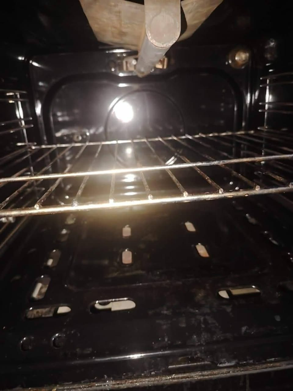 طباخ  ايطالي 4 عيون شغال مبي اي ضرر الفرن مالته فوول يحتاجله تضيف فقط  ماخذته 270 أريده ب150 وبي مجال بسيط لشراي مكانه العبيدي شهداء الثالثه قرب مدرسه ابن خالدون


**إذا كنت صاحب هذا الإعلان وتريد حذفه لأي سبب، رجاءا أرسل رسالة إلى الدعم الفني**