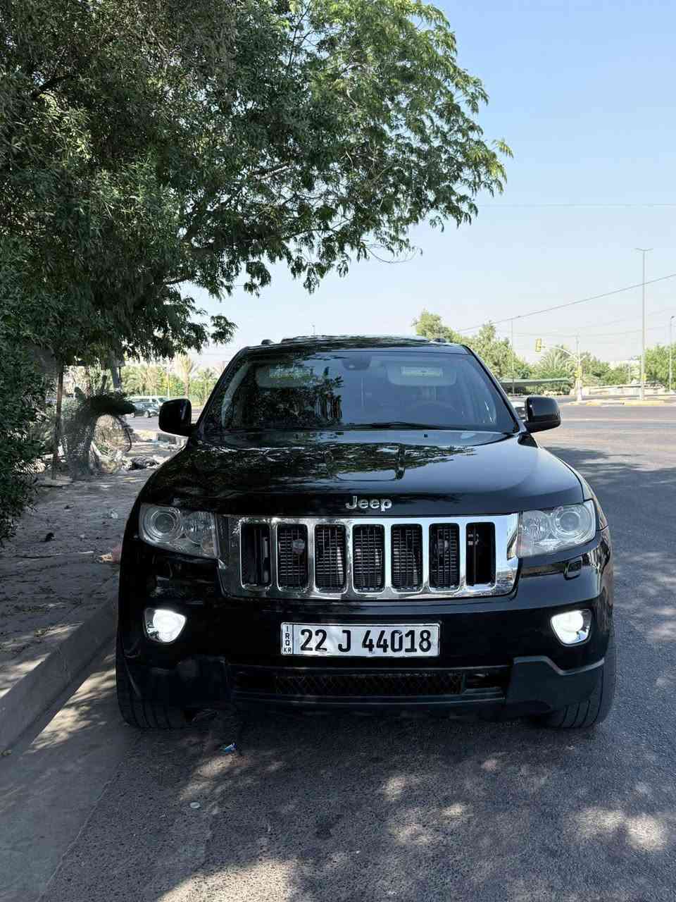 سلام عليكم جيب 12 خليجي مكفوله كفاله عامه على وضع الشركه مواصفات ليمتد فول
فتحة بصمة داخل جلد بيجي تبريد قطعتين كشنات كهربائية تحكمات ستيرن فول ثلاث شاشات تاب اندرويد 
تبريد ثلج تخم تاير ياباني جديد مكينة كير صدر كلة مكفول منضومه زنون جديده كفالة من الدعاميه للدعاميه رقم اربيل انكليزي جديد تريد تحويل تريد وكالة 
السعر 148$ بيها مجال جدا بسيط 
عليها غرامه 15$ تنزل من سعرها 
مكاني بغداد 
*********** 
للبيع فقط بدون مراوس و بالعافية عل ياخذها سيارة جديدة عل وضع الشركة
