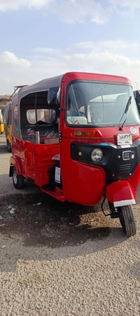 السلام وعليكم تكتك موديل ٢١ بدون طخه رقم بغداد ٠٧٧٢٢١٥٥٨٨٣