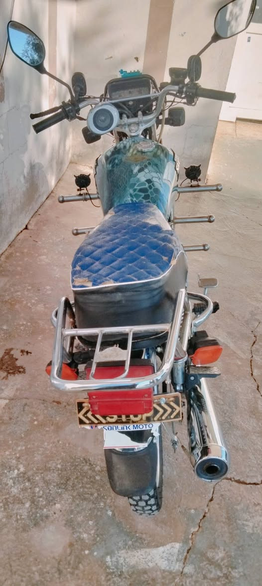 الموطور للبيع موديل 22بعدو عل بلاد كله شرط
محرك مامفتوح لا صرف ولابخار
كهربائيات كامله الشراي يتصل
***********
