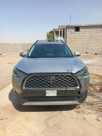 كورلا كروس • ٢٠٢٢ • مواصفات LE