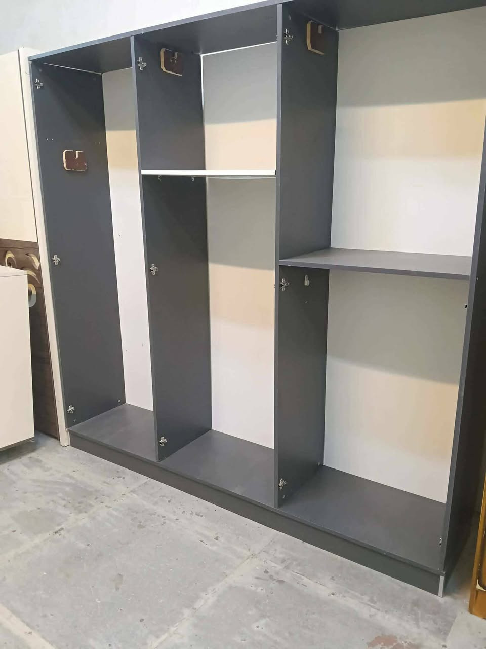 غرفة نوم 🇹🇷
 نضافة 95 ٪💯فول نضافه
عدد القطع /5
نضام / ابواب 💢
سعرها 475قفل💸
شد ونقل داخل بغداد مجاني🚛
يوجود توصيل محافضات 🚛


**إذا كنت صاحب هذا الإعلان وتريد حذفه لأي سبب، رجاءا أرسل رسالة إلى الدعم الفني**