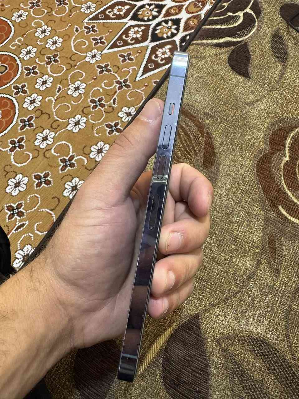 ايفون 13 برو ماكس ماستر سعره 600 شرط النضافة والفحص ع ايدي من شركة ذاكره 128 بطاريه 82% مكفول من كولشي عنواني بغداد ***********
