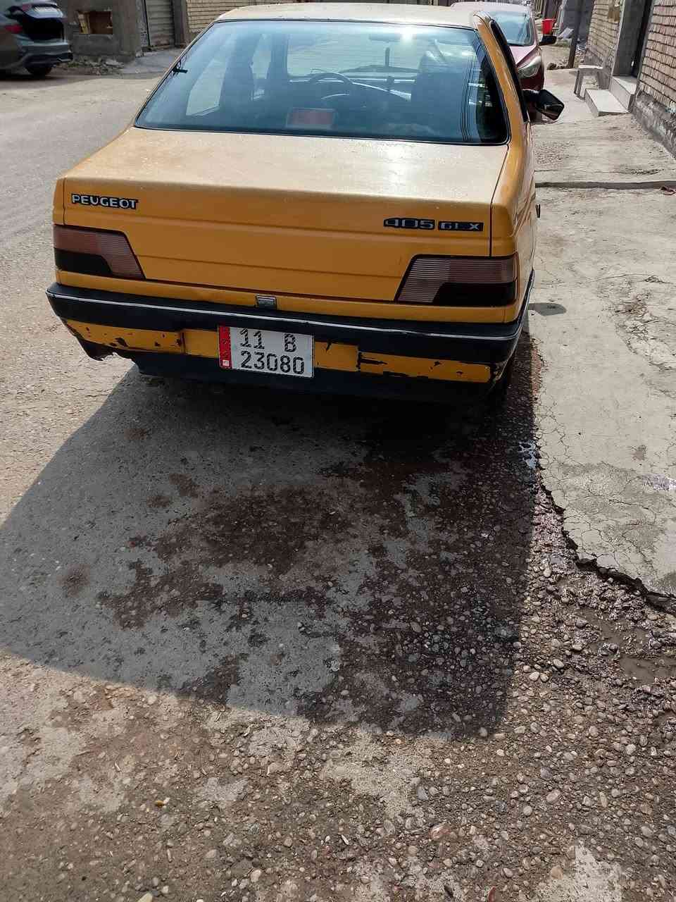 سلام عليكم
بيجو للبيع 405مديل2011سعر27وبيهه مجال قليل عنوان بغداد الدوره ***********
