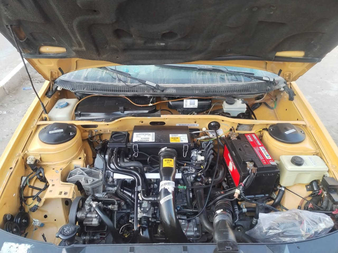 للمراوس فقط بيجو 15 نقص مابيهة برغي ***********
