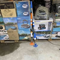07711465111 روبوتات مسابح لتنظيف