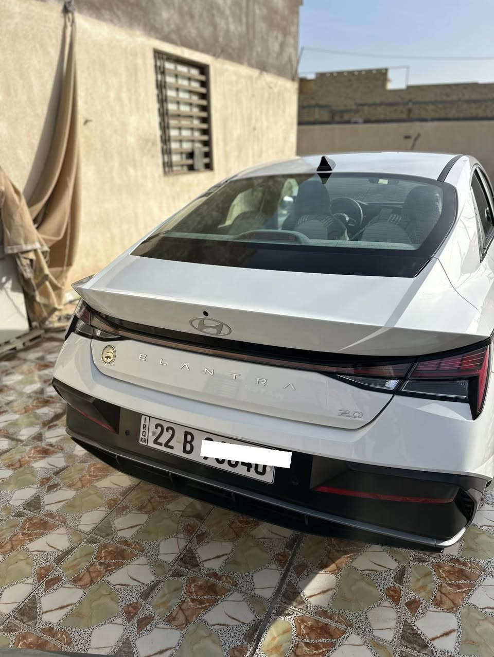 سلام عليكم النترا خليجي فول مواصفات محرك 2000 ماشيه 19 الف دوشمه دواخل ارضيه جلد بسم شريكه مكفوله سعر 200 وبيه مجال  رقم المبايل (***********)
