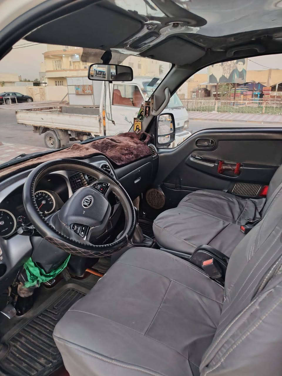 السلام عليكم كيا بنكو موديل 14 جير حداديه لشراء حلو غرفتها حلوه سعرها 95 مكانها بالكوفه باسمي ***********
