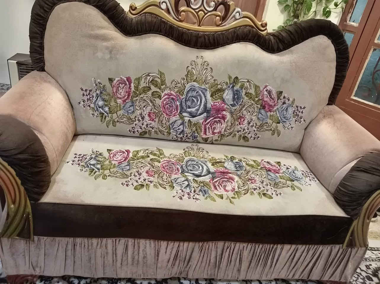 تخم قنفات ملكي نضيف السعر ٣٠٠وبي مجال مكانهم بالدور


**إذا كنت صاحب هذا الإعلان وتريد حذفه لأي سبب، رجاءا أرسل رسالة إلى الدعم الفني**