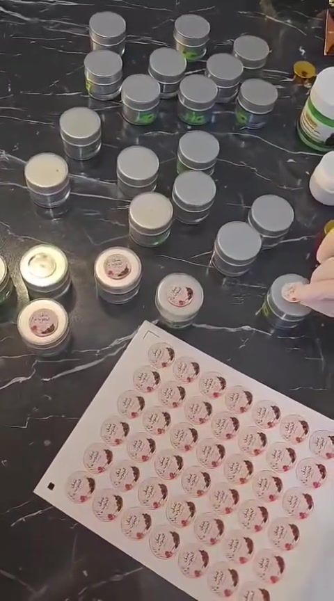 🌿 ليس كل ما نقدمه هو منتج... بل هو اهتمام، وذوق، وثقة نسعى لبنائها مع كل طلب. 🤍

في عبق الجنوب نختار منتجاتنا بعناية، لأن رضاكم هو أجمل ما نسعى إليه.

نسأل الله أن يبارك لنا ولكم، وأن يديم عليكم الصحة والجمال وراحة البال. 🌹✨


**إذا كنت صاحب هذا الإعلان وتريد حذفه لأي سبب، رجاءا أرسل رسالة إلى الدعم الفني**