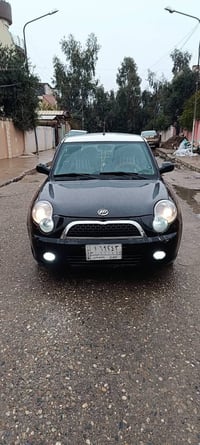 سياره ليفان ٣٢٠ للبيع سياره نضيفه مبيها صبغ بس البوند تطويز سنويه ٢٠١٨...