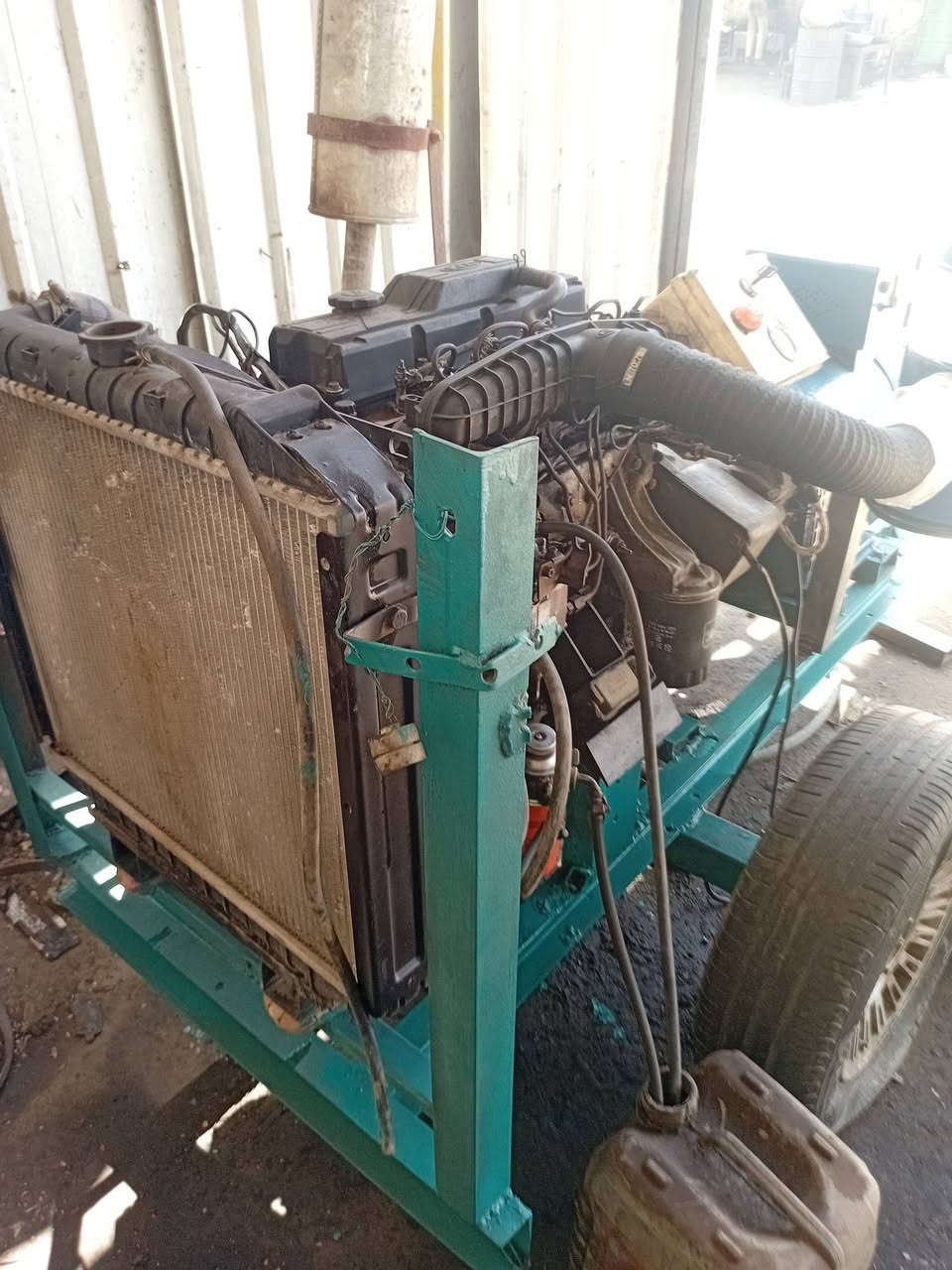 للبيع مولدة كيا 2701 كلش نظيفة جاهزة لاصرف ولاتبخير راس التوليد 30 كي في ثري فيز 120  امبير السعر 14 ورقة العنوان بغداد للاستفسار الاتصال على الرقم ***********
