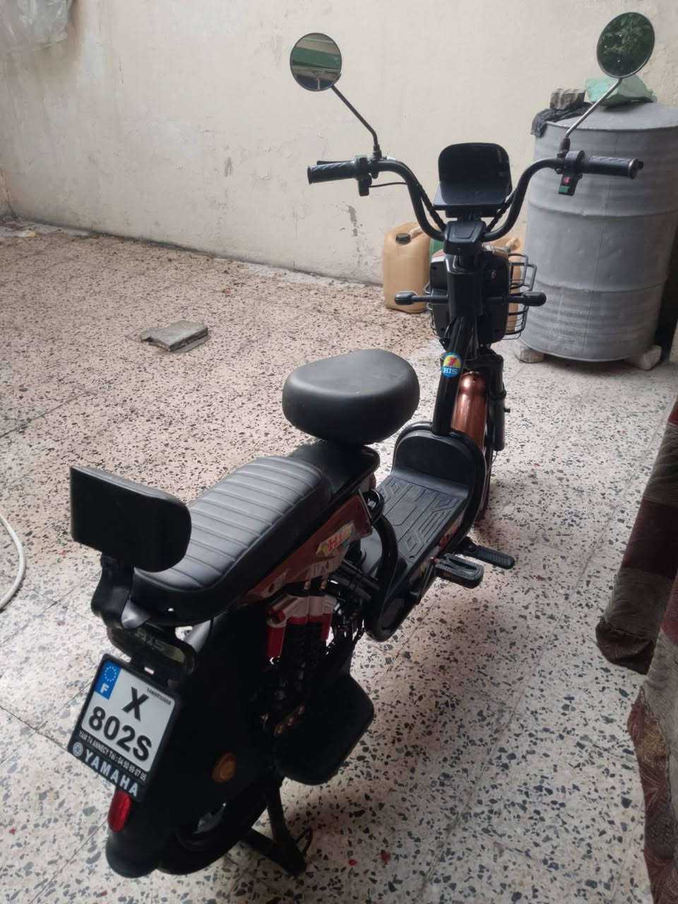 ماطور شحن نضيف للبيع يحتاج بطاريات السعر 150بي مجال.
***********

***********
