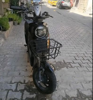 دراجه شحن للبيع سرعه 60
سعرها 300 وبيها مجال 
للاستفسار 
***********
