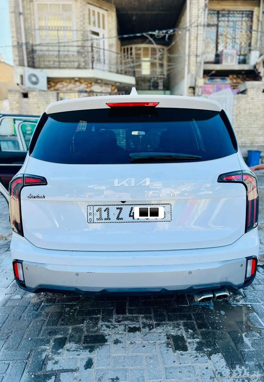 السلام عليكم
كيا تورلايد الموديل 2023

فول مواصفات 

شاشه وسطيه حجم كبير عداد الاكتروني 

كشنات منفصل vip

لأدار 

سياقه ذاتيه 

حساسات 

سايد بريك دكمه 

داخل السيارة قرميدي 

فتحه سقف صندوق كهرباء 

تحتوي على أربع انظمه ECOورياضي وطرق وعره 

مكفوله مكينه كير وحداديه 

رقم دولي 

حادث السيارة بنيد  وجاملغ 

السعر 260وبيها مجال 

العنوان بغداد 

رقم الهاتف ***********
