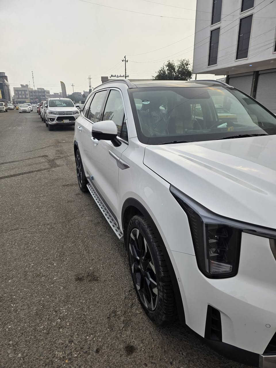 كيا سورنتو موديل 2025 رقم اربيل بأسمي سنويه فول مواصفات واحد على واحد 
كير مواس بنراما كشنات جلد ويل 20 
كشنات كهرباء جلد تدفئة تبريد 
اربع كامرات صندوق كهرباء 
دوسات خارجيه بلاديه أوتو هولد سايد بريك بصمه شفتات ستيرن حساس مطر حساس امامي خلفي تشغيل عن بعد سته سلندر توفق ذاتي ماشيه 5000 سعر 370 $ قفل 
***********
