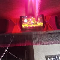 شاشه معه 2سماعات مع الخشبه كله شغال و على الفحص مكاني بغداد البياع رقم...