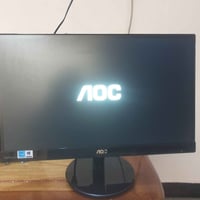 شاشة AOC • ٢٢ بوصة • VGA HDMI