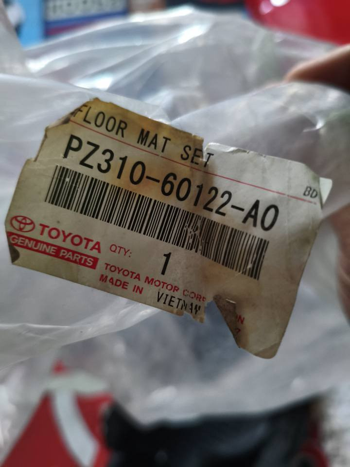 ارضيات تويوتا برادو مال شركة
 جديد غير مستعمل 
دهوك *********** دهوك, العراق
