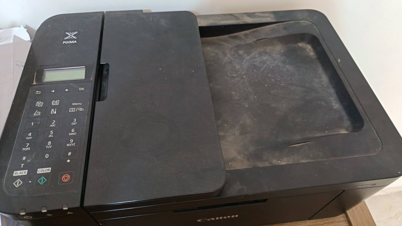 أغراض للبيع ميز بلازما و كومدي و طابعات ثنين برذز قديمة الألوان مخبوطة بيها و الخ كانون جديدة تطبع وجهين يرادلها فقط كاترجات مال الوان و بايسكل بناتي و كرسي اطفال يتخلى بالسياره الأسعار جوة كل صورة


**إذا كنت صاحب هذا الإعلان وتريد حذفه لأي سبب، رجاءا أرسل رسالة إلى الدعم الفني**