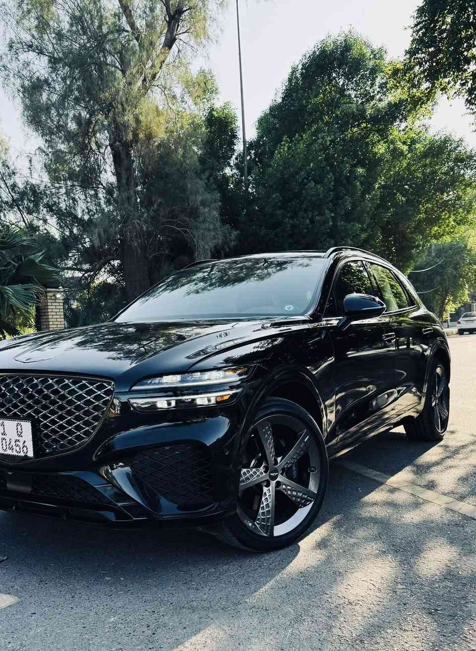 جنسيز gv70 سبورت برستيج موديل 2024 محرك 6 سلندر فول مواصفات للاخير حادثهه جانبي ايرباك برده صور الحادث بالمنشور وبيهه قطعتين كلير من امريكا جاملغ وباب 
مكان السياره الكاظمية ***********
