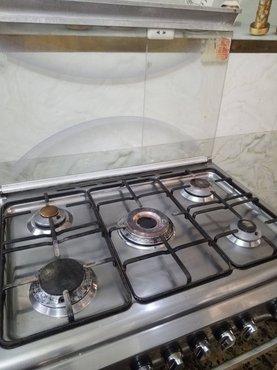 طباخ 5 عيون نضيف كلة سغال نارتة تخبل مسنعجلة علة بيعتة داشيل ب200 وبي مجال


**إذا كنت صاحب هذا الإعلان وتريد حذفه لأي سبب، رجاءا أرسل رسالة إلى الدعم الفني**