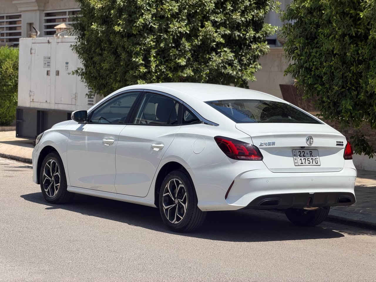 Mg gt2025گير عادي 
كاميرة حةساس 
بةسمة 

شاشة ئةكتيف  
تةعديل سورعة 
زؤر مواسةفاتي تر 
تةنيا88هةزار km رؤيشتووة 
سيرفسي كاملي بؤ كراوة تازة رؤني گؤراوة هە مووشتیکی نۆیە   هیجی نیە بە س دۆسە کە ی قۆپە کی هە یە سحری 93  (***********) أربيل, العراق
