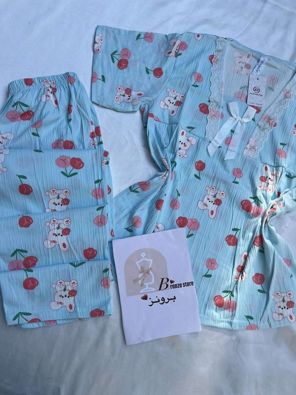بيجامات صيفيه 
مريحه وقماش ناعم 
وبسعر مناسب كلش 
متوفر توصيل 🚚


**إذا كنت صاحب هذا الإعلان وتريد حذفه لأي سبب، رجاءا أرسل رسالة إلى الدعم الفني**