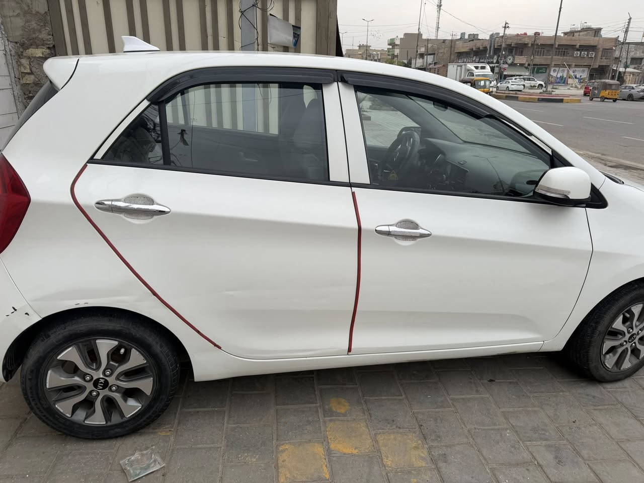 السلام عليكم كيا بيكانتوو ٢٠١٧ محرك ١٦٠٠ اربعه سلندر كامله مكمله تبريد كهربائيات كلهه شغاله سياره خير من الله السعر ١٥ مليون اوبيهه مجال العنوان الشعب حي سومر ***********
