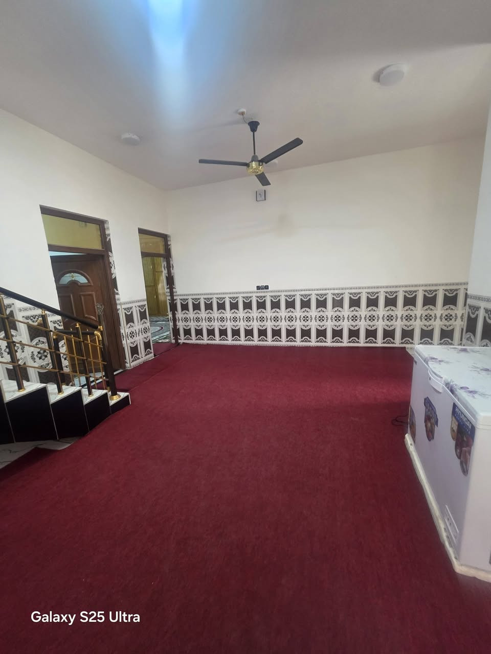 بيوت العد ثلاثه بساج واحد للبيع في منطقة زنكوره الامام ويس قرب جمعية العسافي مساحة الارض الكليه مع البيوت دونم و 1000 متر تباع نصفين او كامله الارض والبيوت واقع حال لازراعي ولاطابو مكفوله من اي مشكله عشائريه للاستفسار ***********
